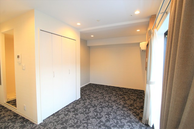 嬉しいクローゼット付きです。