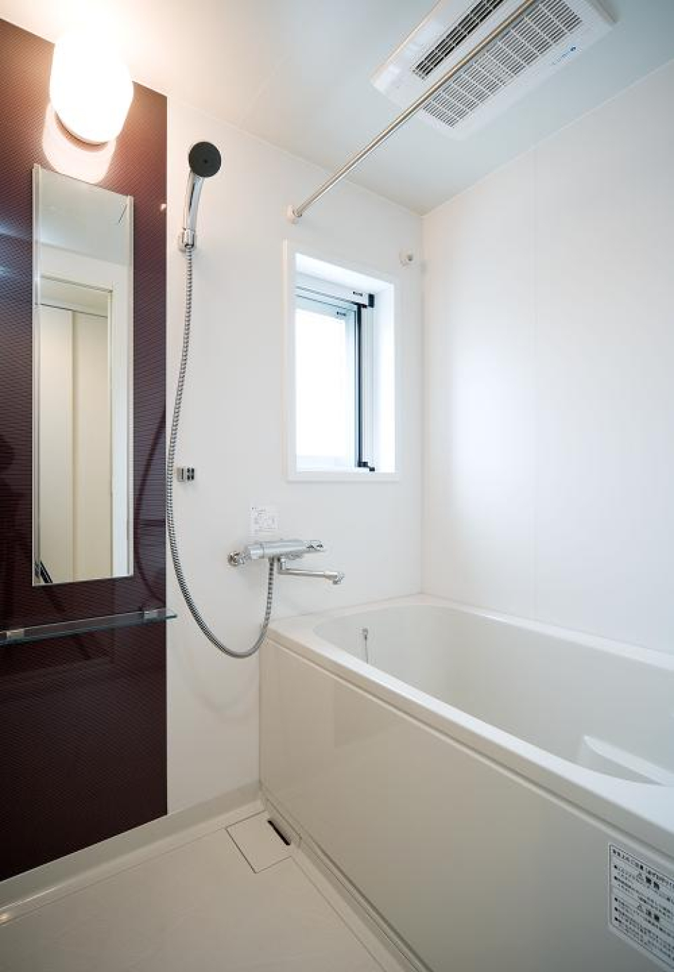浴室です。シンプルな造りです。
※参考写真