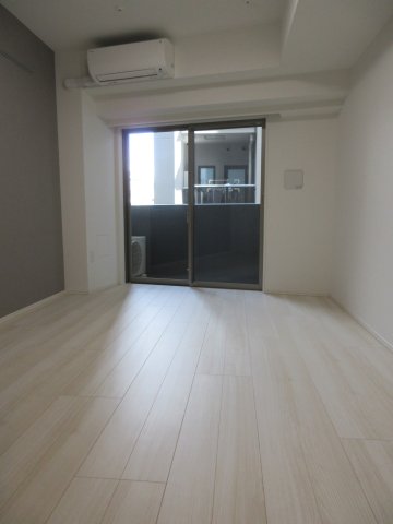 8帖の居室です。