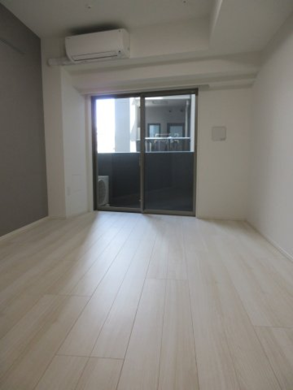 8帖の居室です。