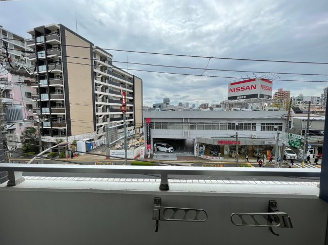 車通りの多い環七沿いなので、お洗濯物は浴室乾燥を活用しましょう。