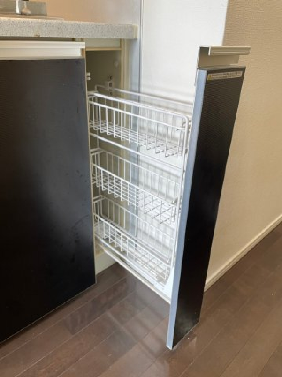 調味料などはここにも収納できちゃいますよ。