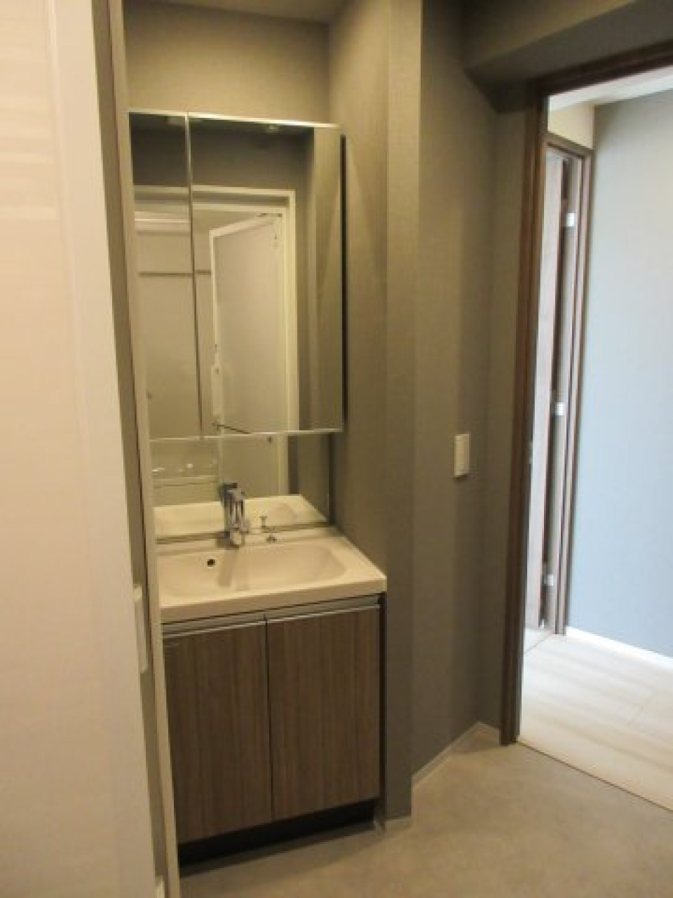 洗面台です。※別号室・同タイプ