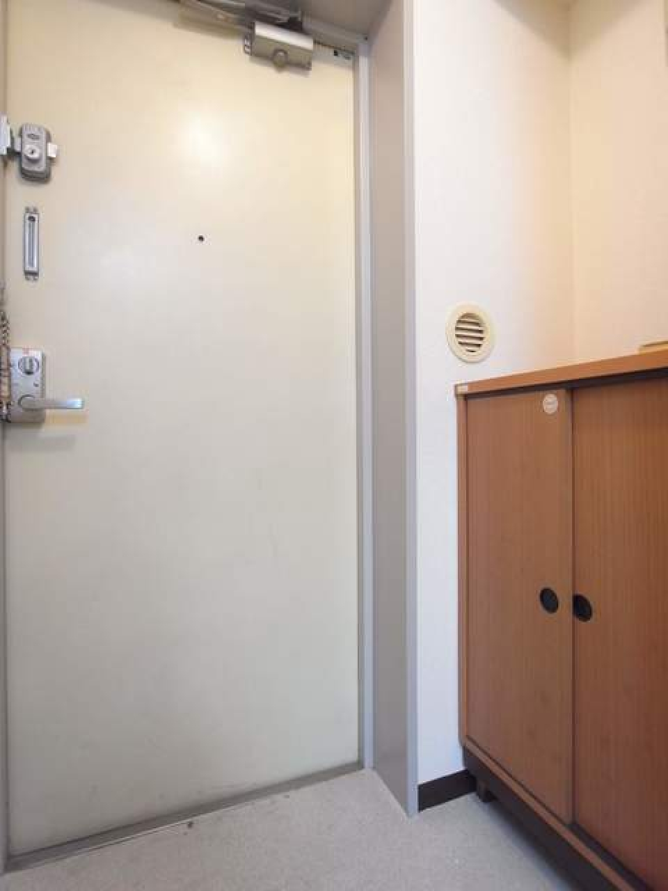 下駄箱もあるのは嬉しいですね