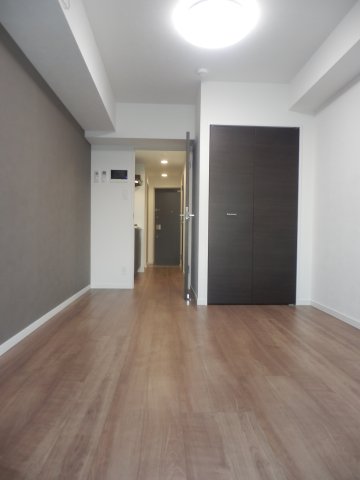 落ち着いたカラーリングが特徴的な1Kの間取りです。