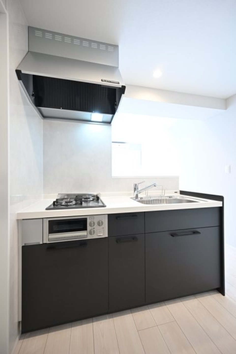 ブラックのキッチン