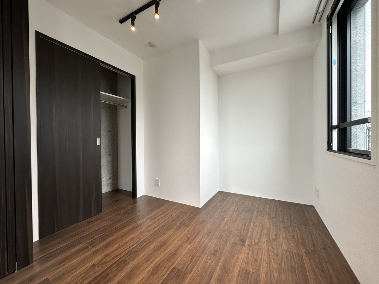 ベッドルームは二つあります。