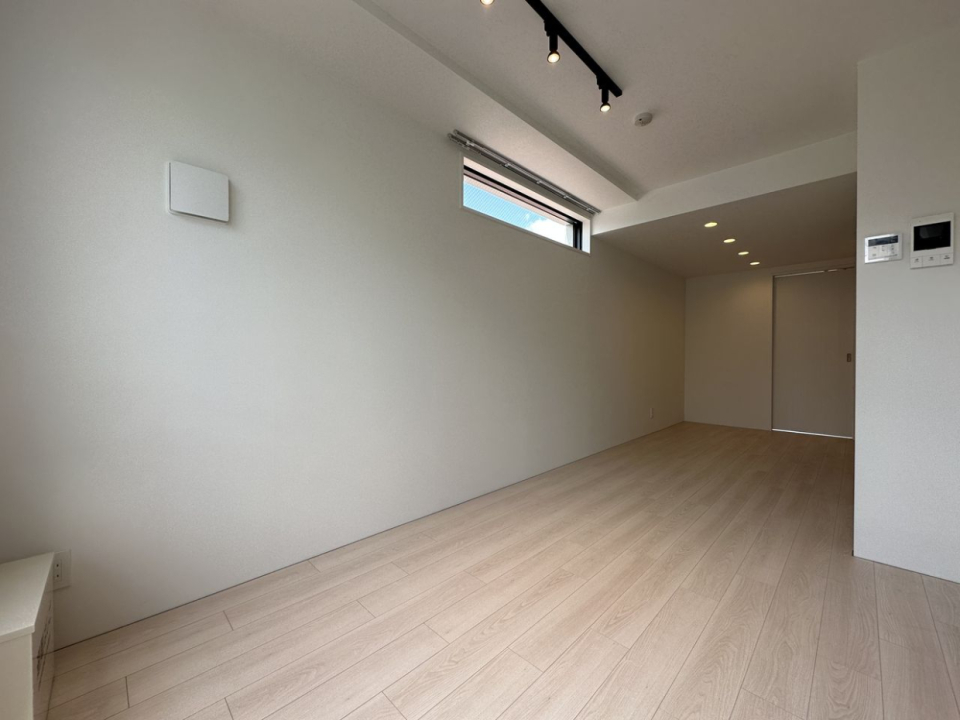 11帖のリビングダイニングに加え、3.1帖と3.9帖の洋室があるので広々と使用できます。