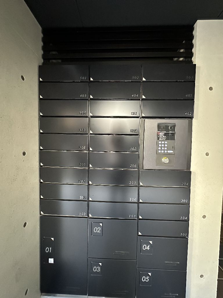 宅配BOX＆ポストです。