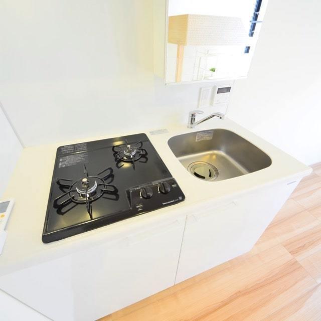 キッチンは真っ白だから綺麗に使いたいよね