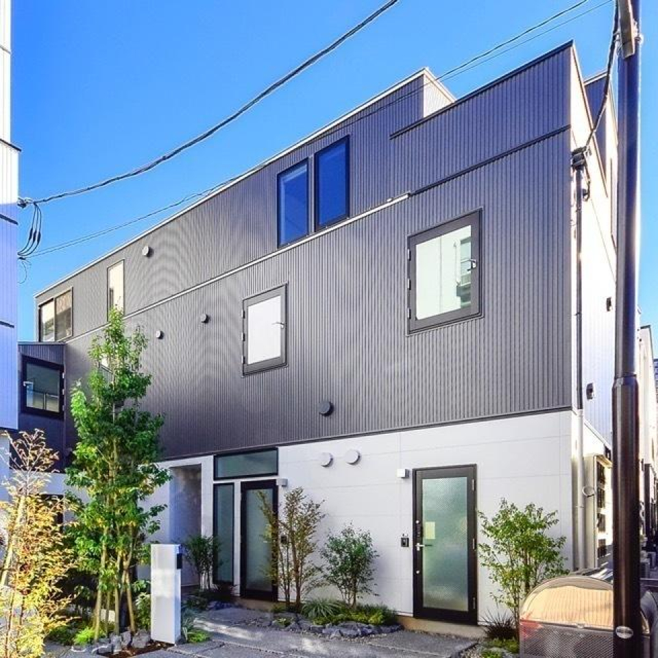 外観もデザイナーズでおしゃれですよね