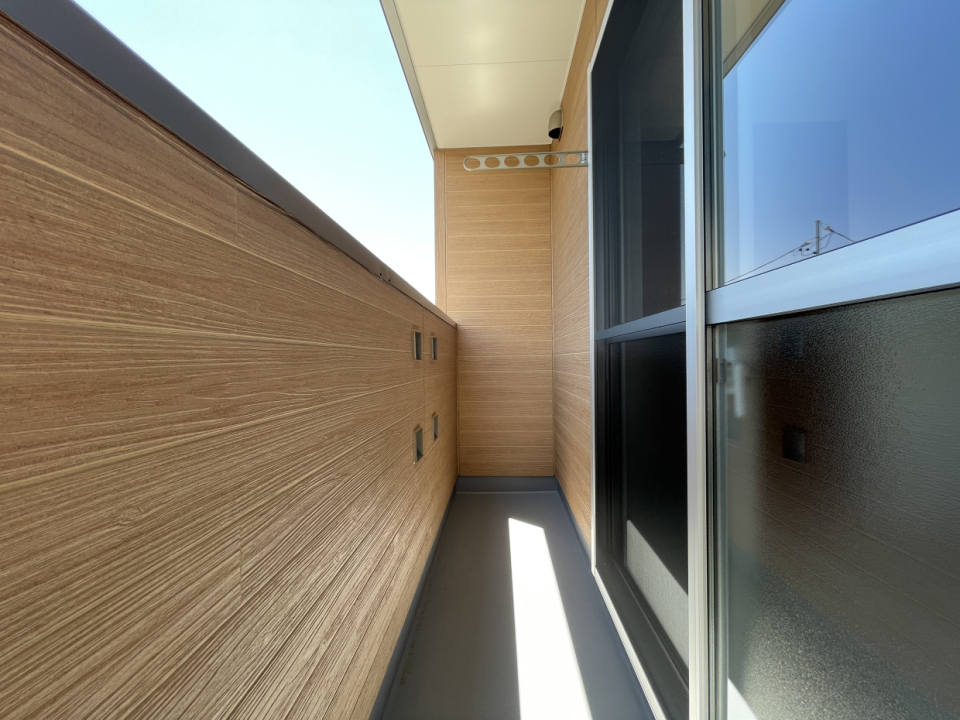 ベランダは日当たり良好