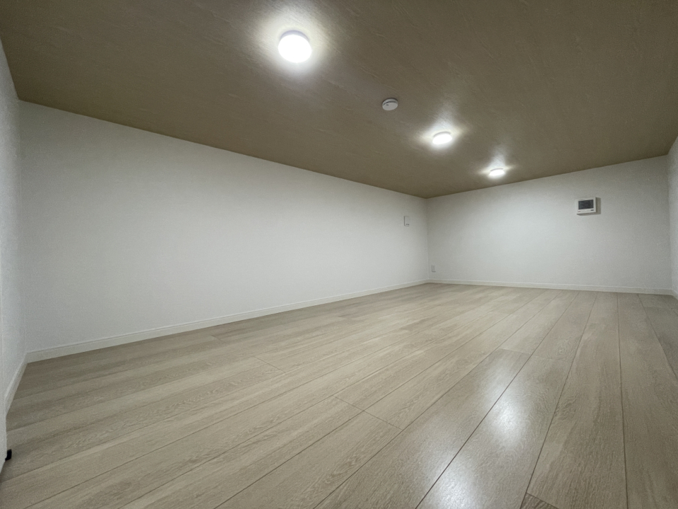 中二階にある「蔵」7.5帖あります