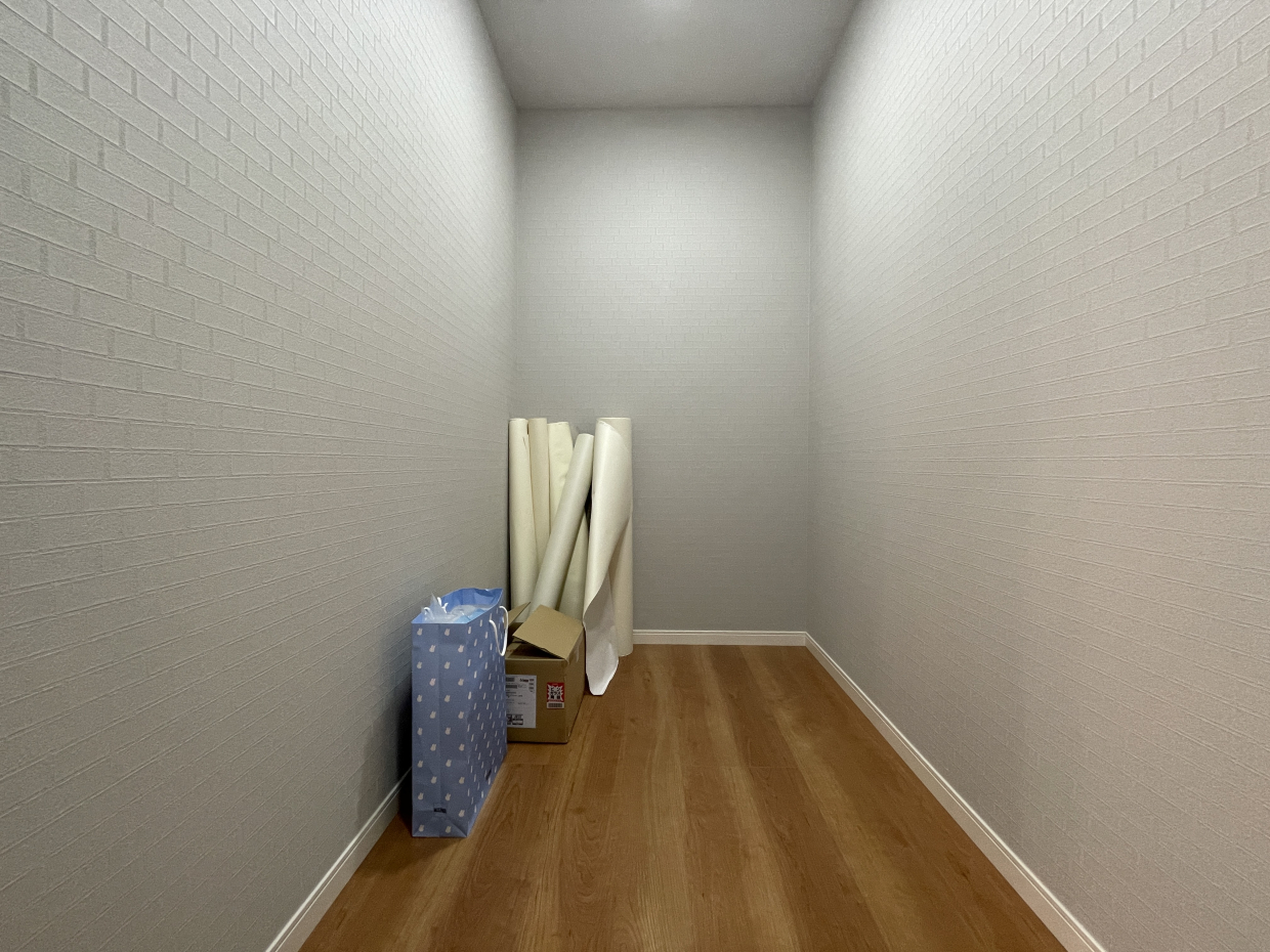 キッチン奥にある収納スペースは何かと便利