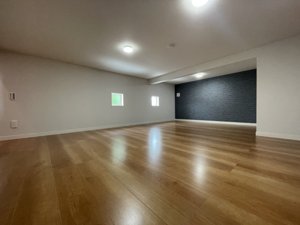 中二階の蔵！9.2帖とかなり広いです