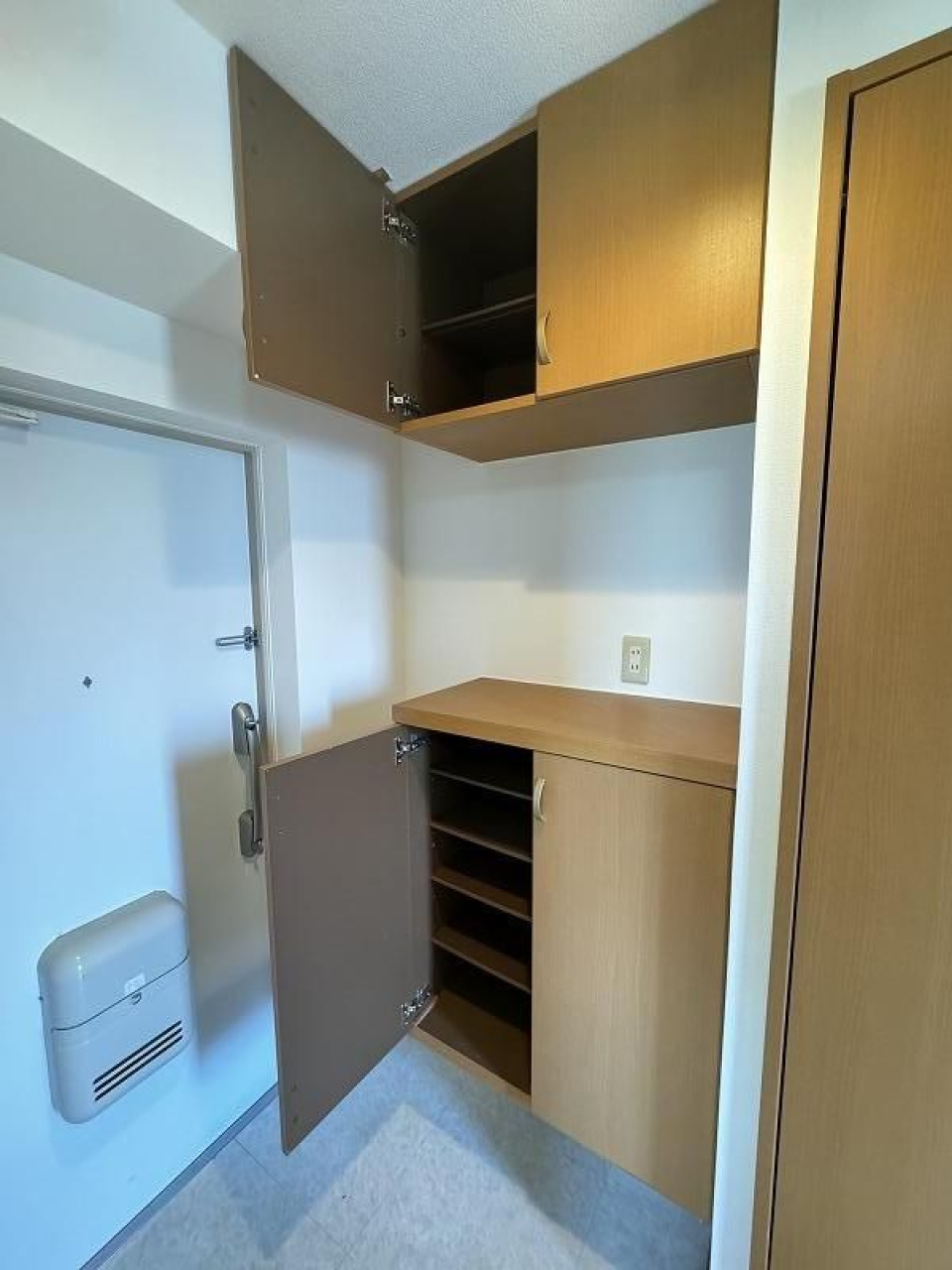 玄関
収納もしっかり