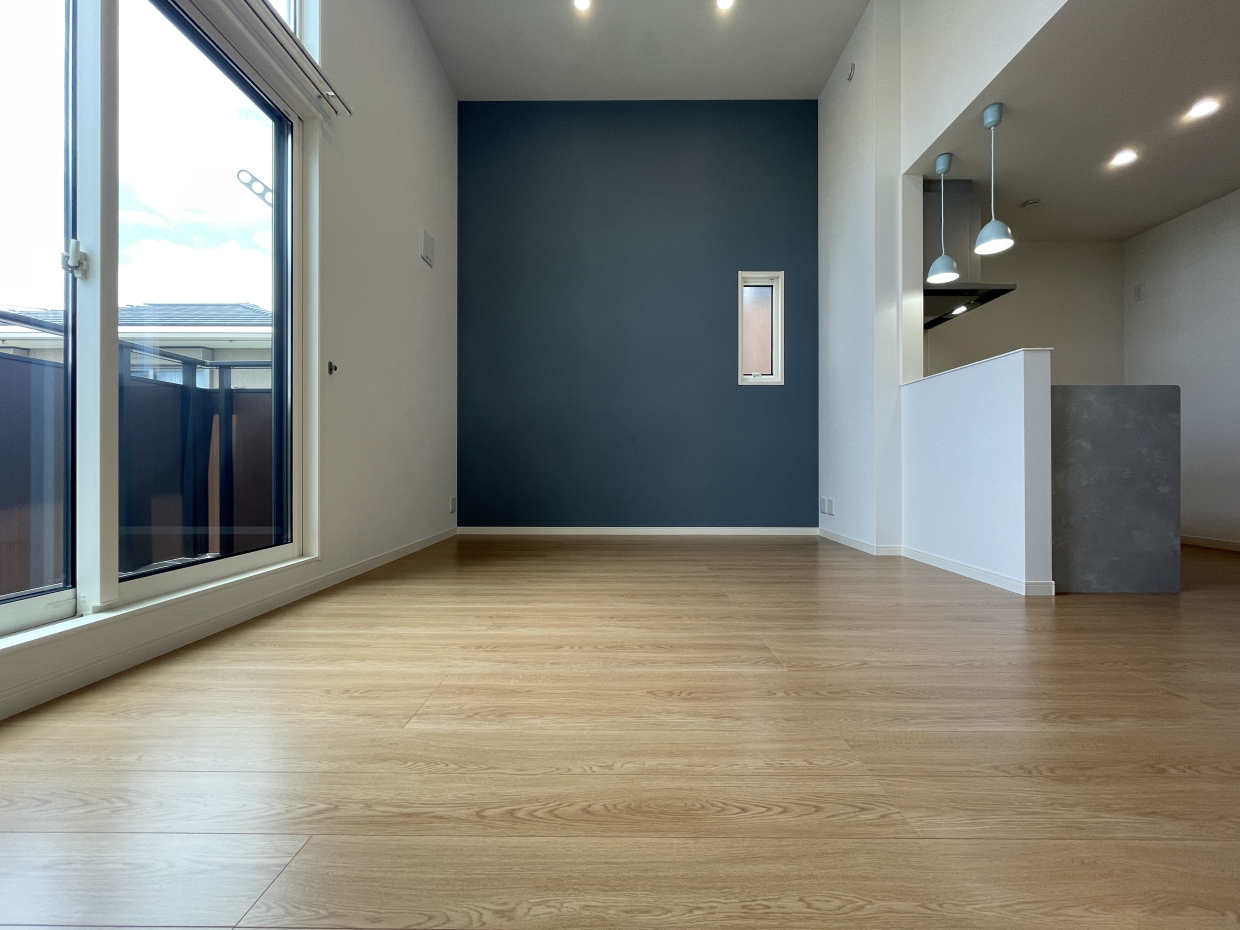 リビングは13帖です