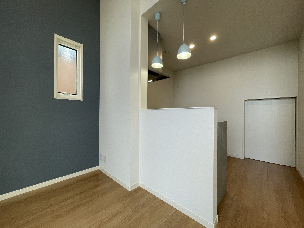 カウンターが良い感じ