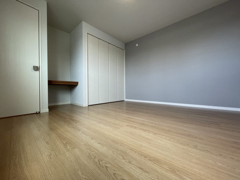 二階の洋室は7.5帖です