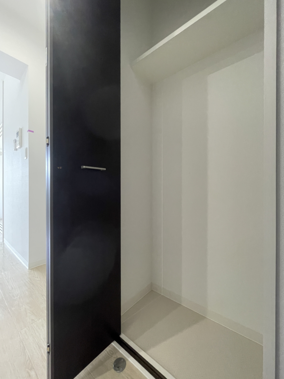 キッチンの横に収納があるのは嬉しいですね