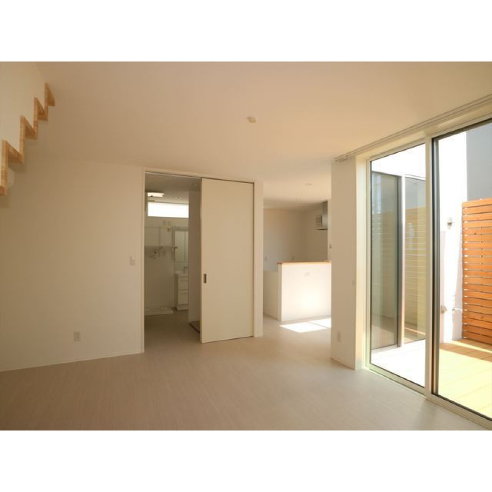 LDK 15.5帖。少しユニークな間取り