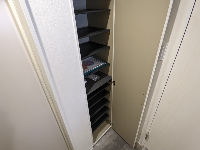 シューズボックス