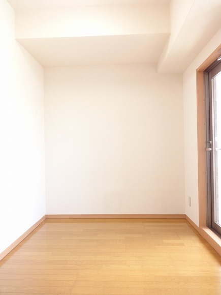 ベッドルームの様子です。