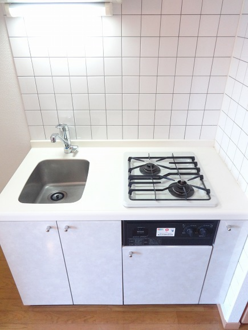 キッチン
2口のガスコンロ付きです。