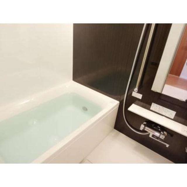 浴室
※写真は同タイプ住戸です。