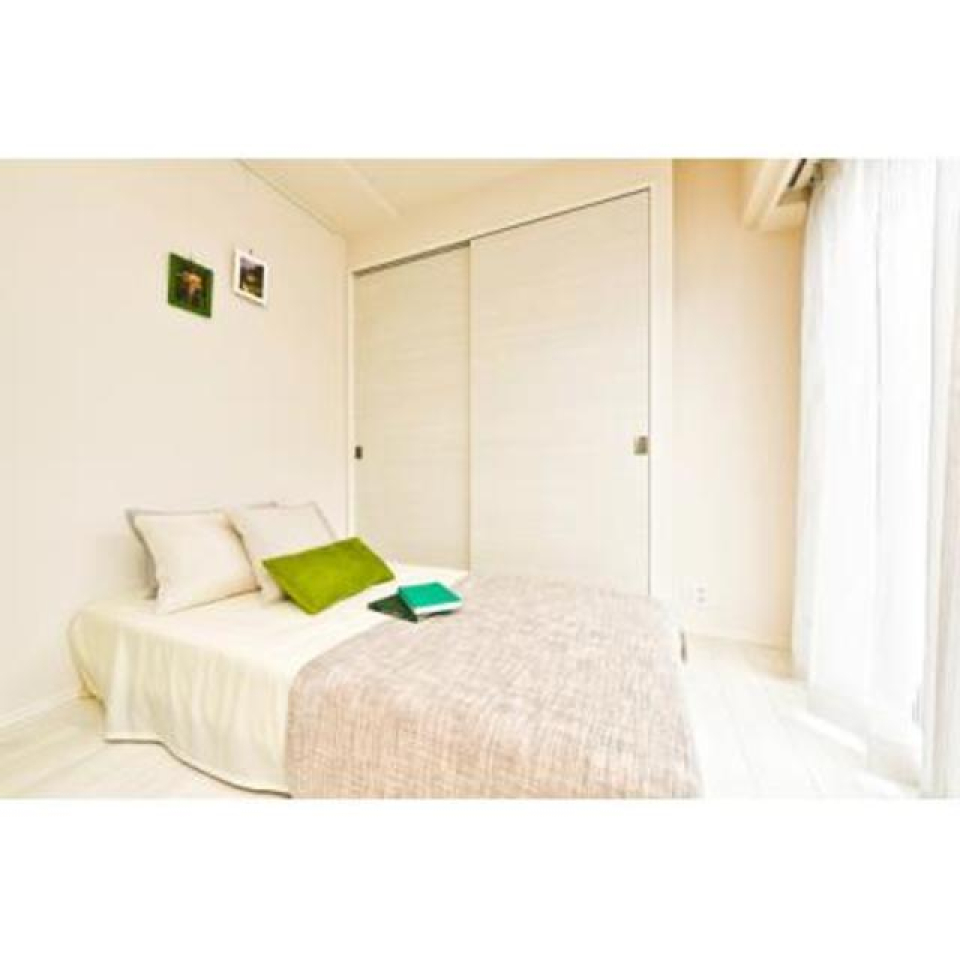 クローゼット付きです。
※写真は同タイプ住戸です。家具・小物はイメージです。