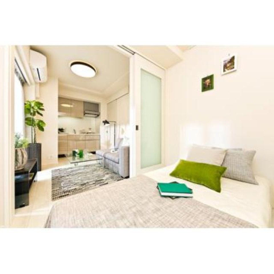 3.5帖の洋室です。
※写真は同タイプ住戸です。家具・小物はイメージです。