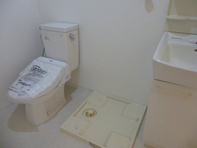 ゆったりとした空間のトイレです