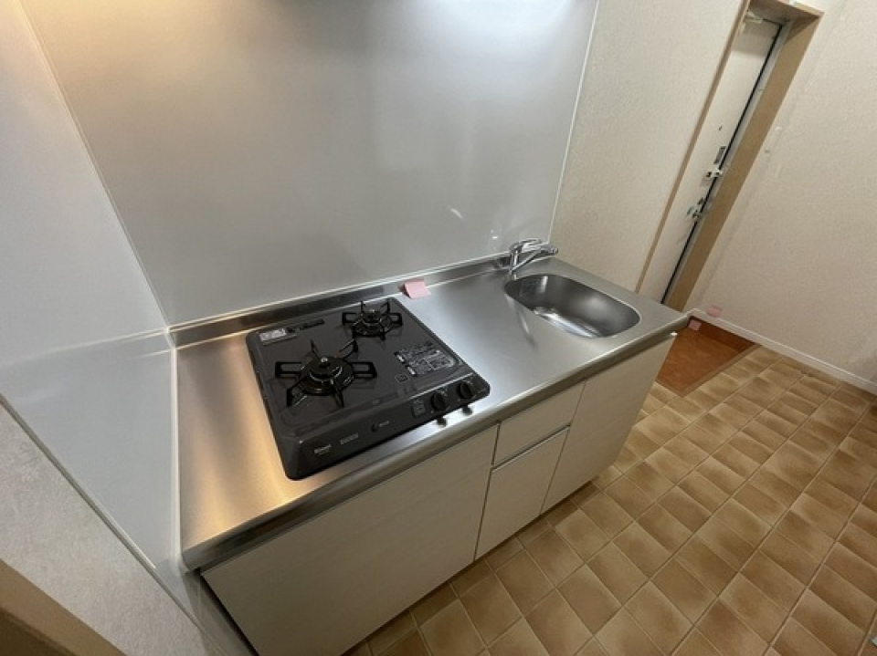 2口のガスコンロ付きです。