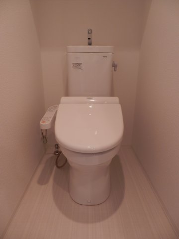 清潔感のあるトイレです。