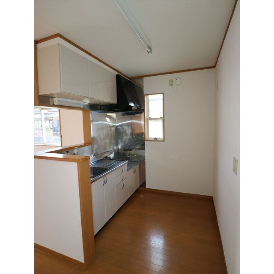 キッチン
ファミリーに十分なスペース