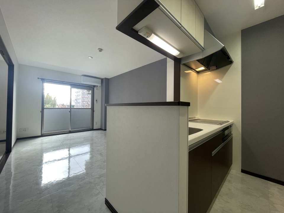 キッチンからはLDKが見渡せて安心♪