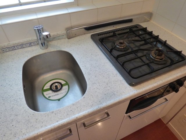 システムキッチン（2口ガスコンロ・グリル付）