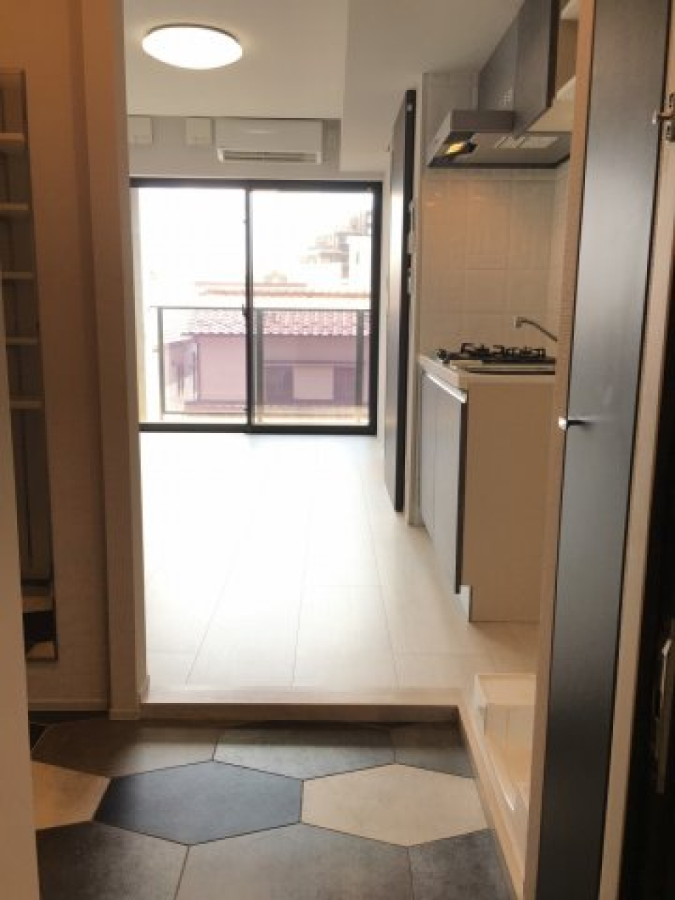 玄関
※同間取り他部屋写真