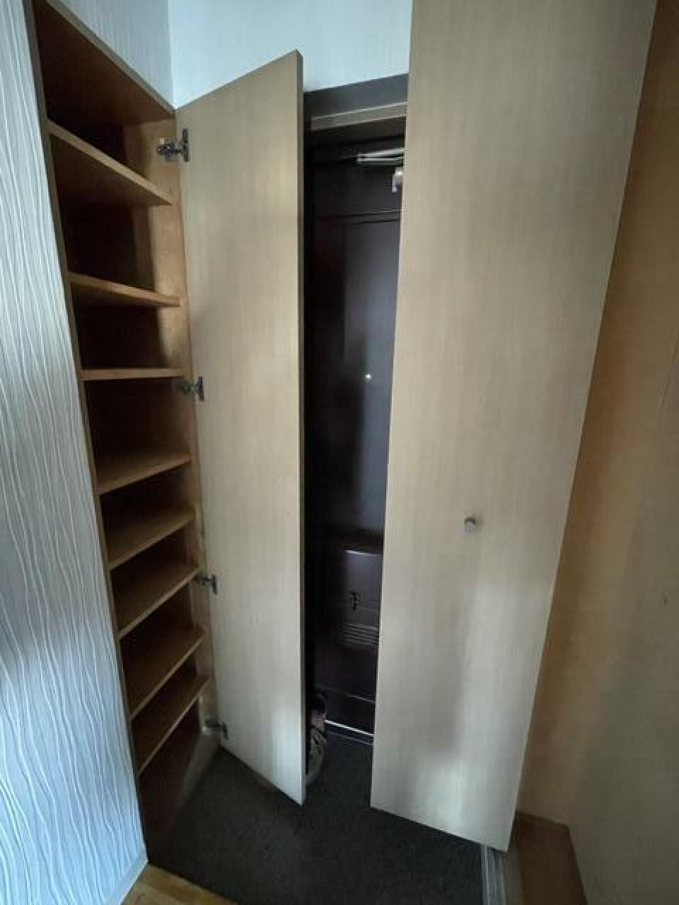 シューズボックス