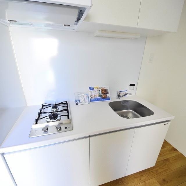 2口のガスコンロ付きです。