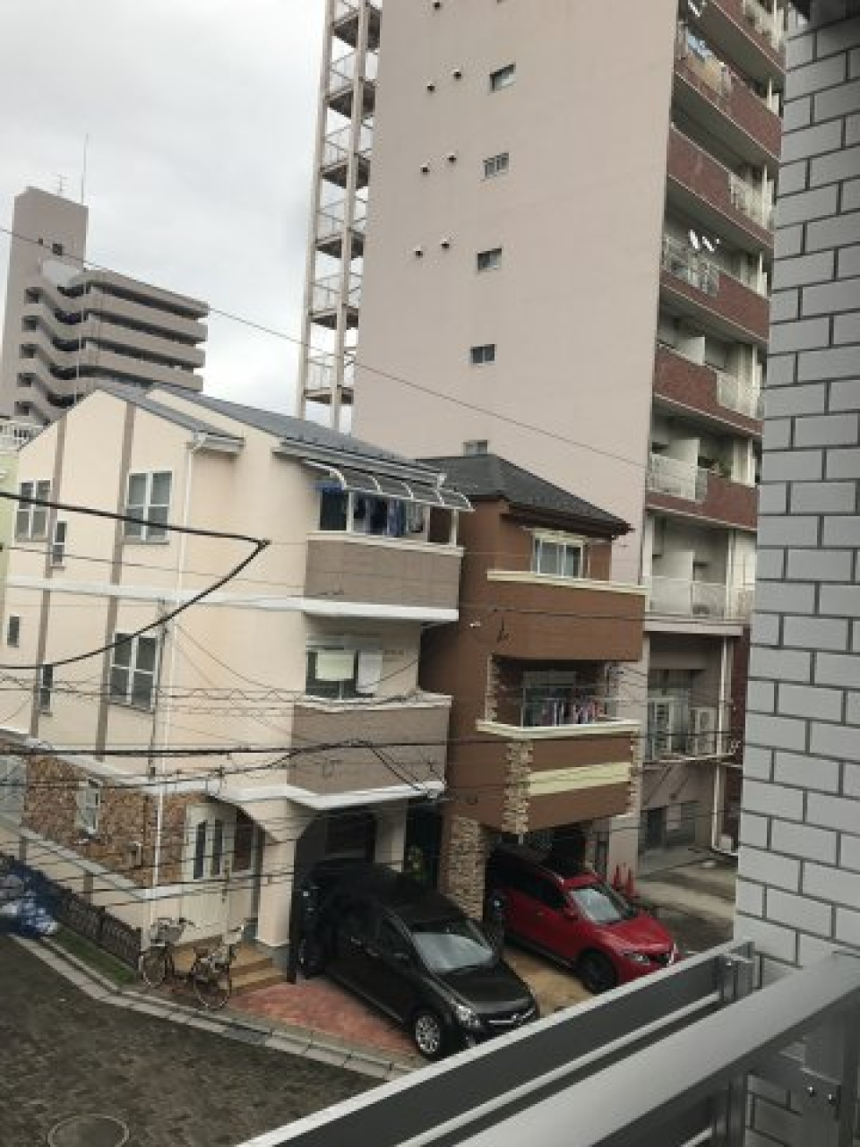 ベランダからの眺めです。