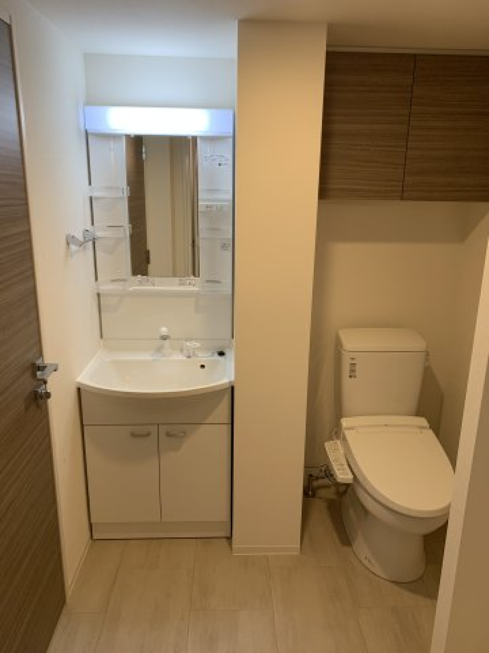 独立洗面台・トイレ