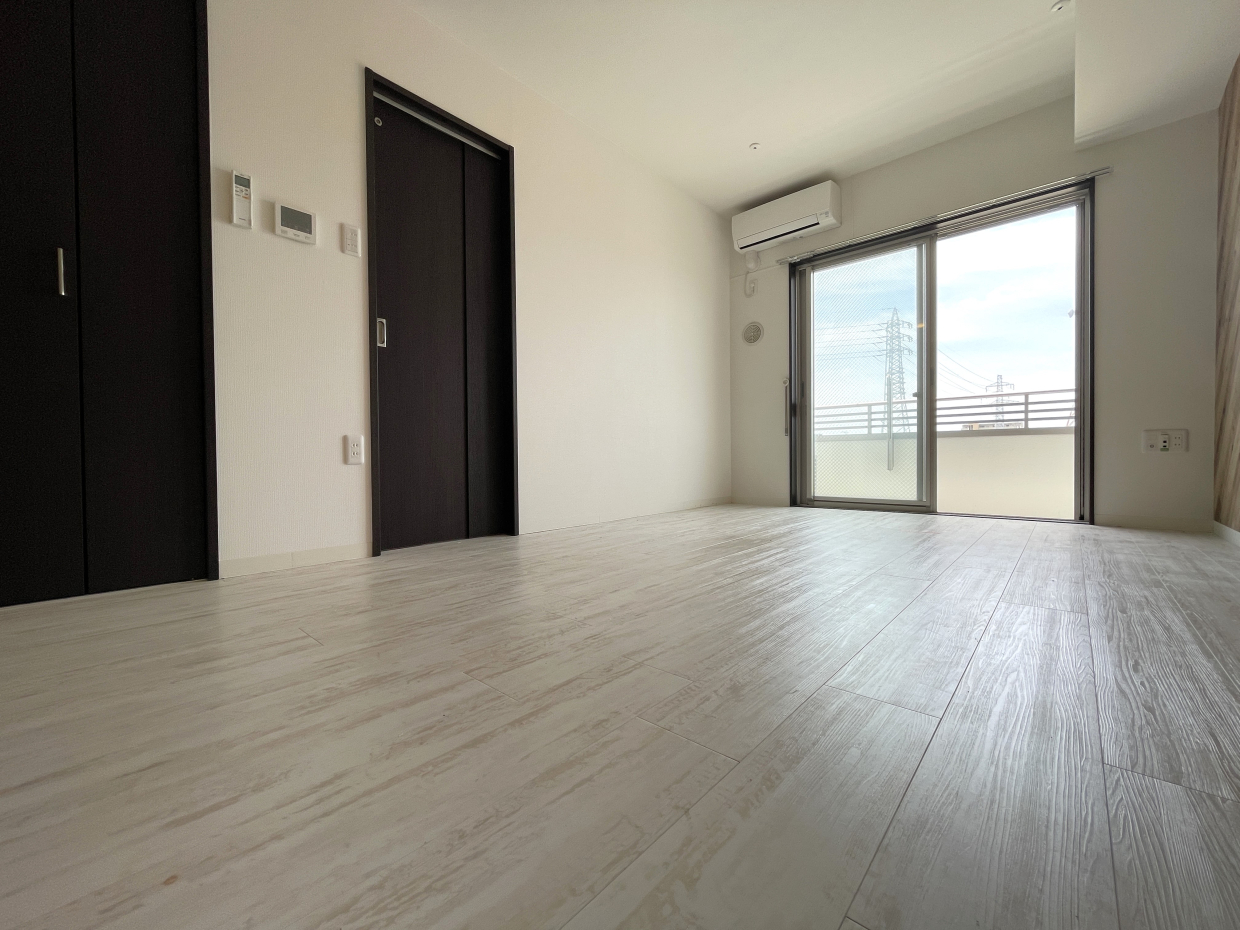 13.1帖の広いリビングは日当たりも良好！