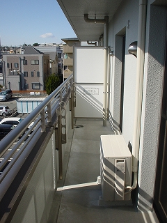 コンパクトなバルコニー