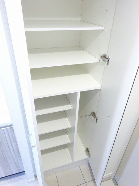 シューズボックス