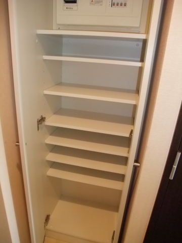 シューズボックス
※参考写真