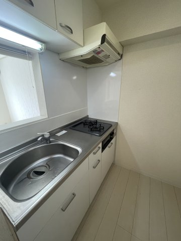 ２口のガスコンロが設置されています。