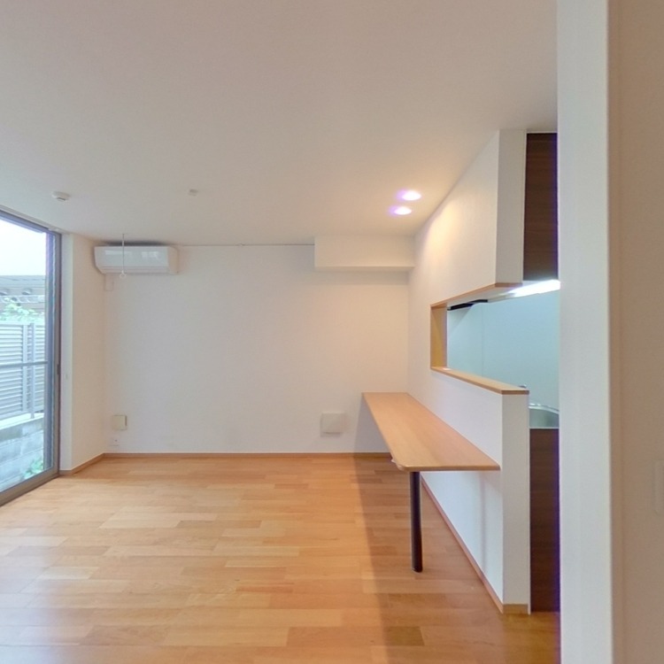 ナチュラルブラウンがキーワード。飽きのこない自然なデザインが素敵です。