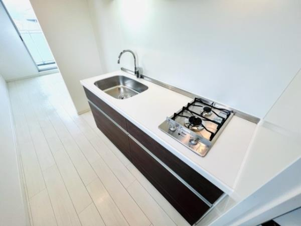 グースネックの水栓がデザイン性があっておしゃれですね。