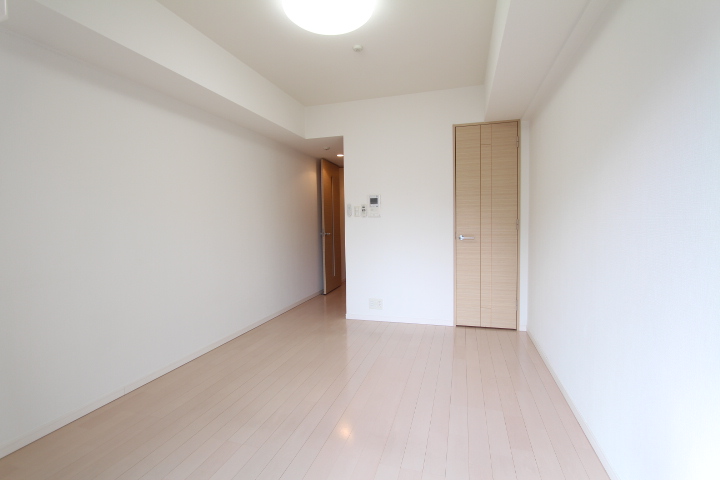 嬉しいWIC付きなので洋室をゆったり使用できそうです。